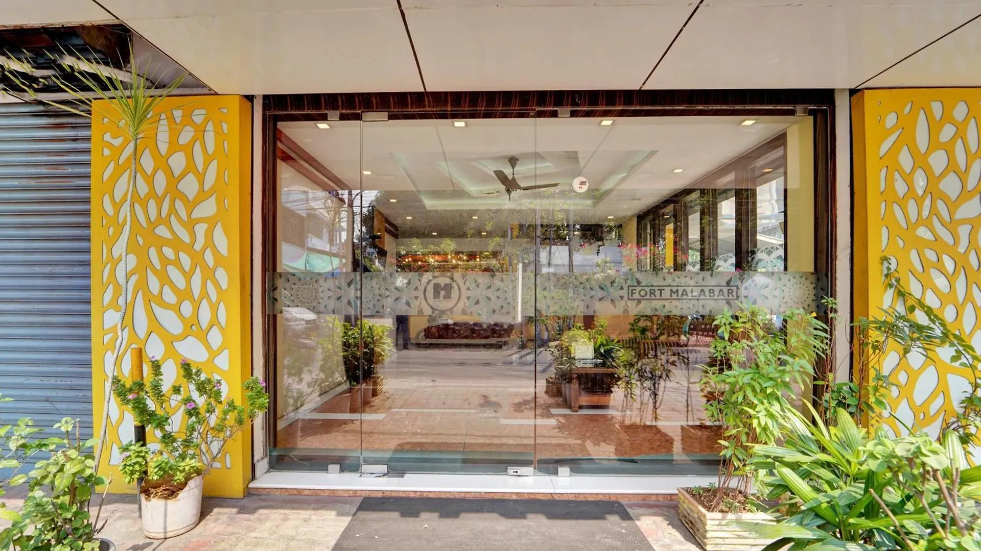 Hotel Super Townhouse Ernakulam North Kochi Indien