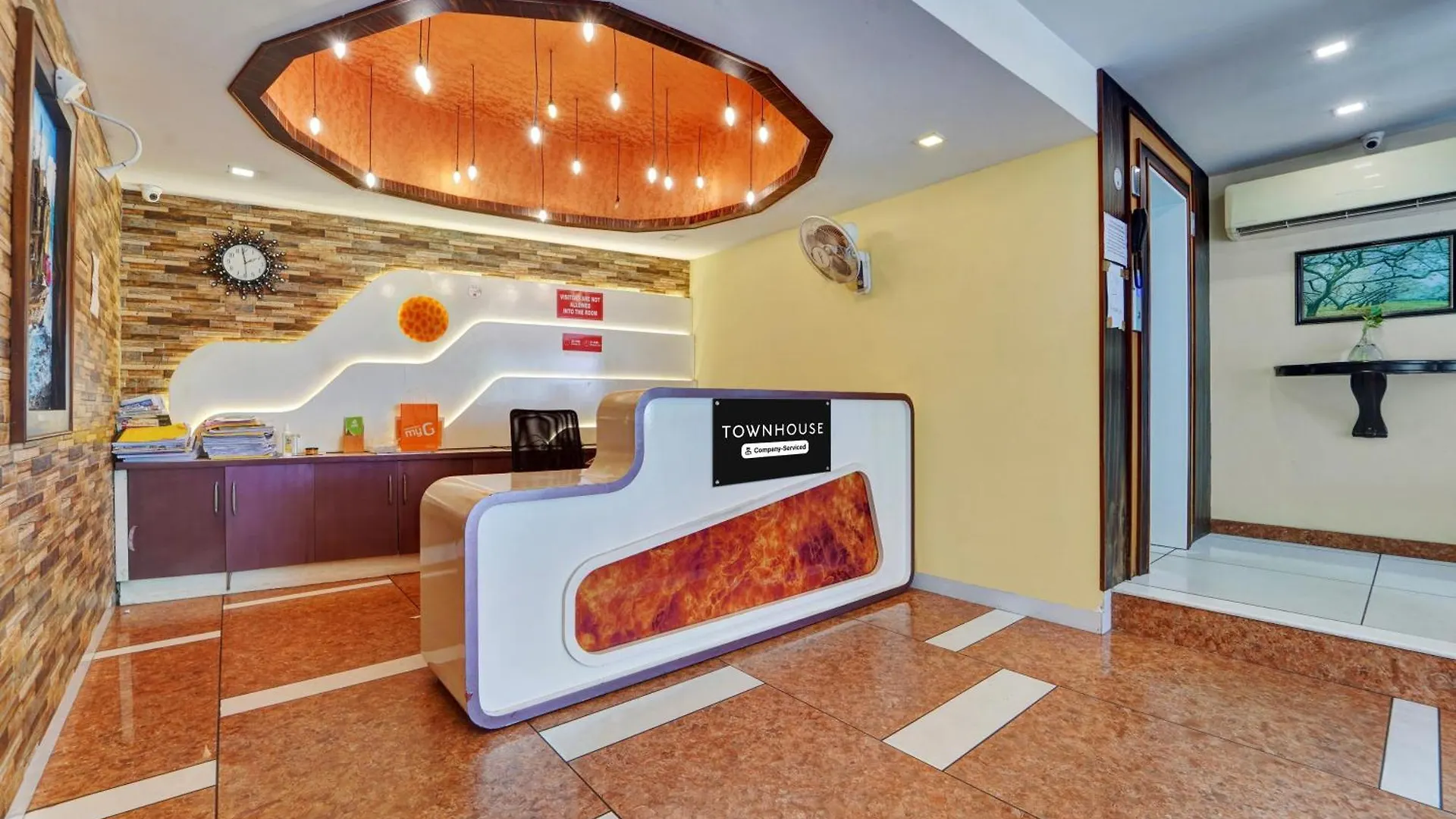 Hotel Super Townhouse Ernakulam North Kochi